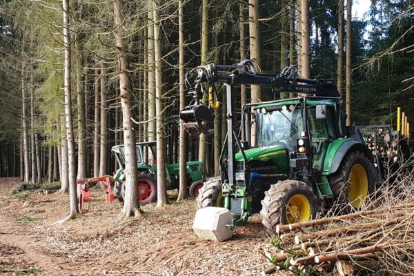 Forstbetrieb Trummer - Waldhelfer & Forstwirtschaftsmeister in Allhaming